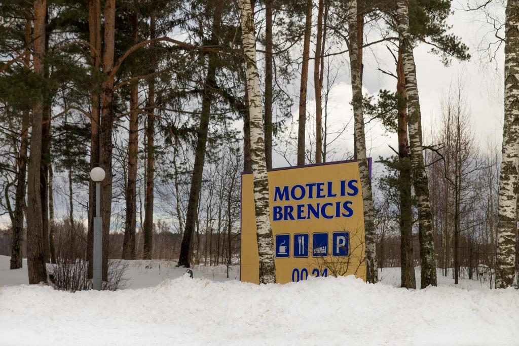Motel Brencis Iecava Exteriör bild