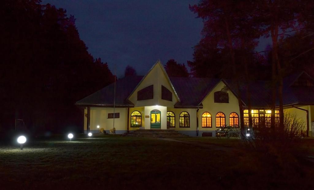 Motel Brencis Iecava Exteriör bild