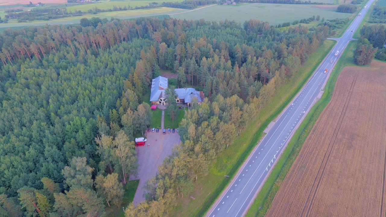 Motel Brencis Iecava Exteriör bild